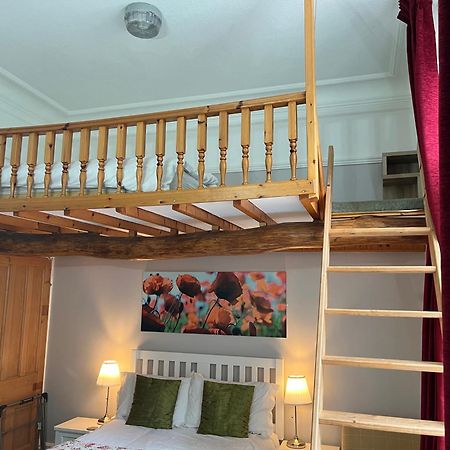 벅스턴 Hargate Hall Self Catering 아파트 외부 사진